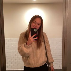 Meet your Posher, Natalie